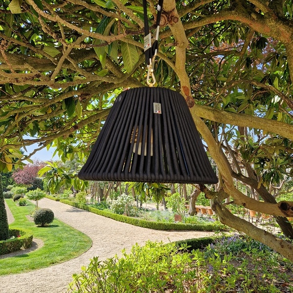 Suspension lumineuse DiviNocta en corde Oléfine noir by Paranocta Suspension lumineuse DiviNocta en corde Oléfine noir by Paranocta