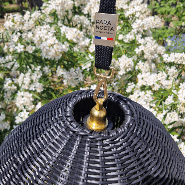 Suspension lumineuse sans fil DiviNocta polyrotin tressé noir avec adaptateur magnétique by Paranocta Suspension lumineuse sans fil DiviNocta polyrotin tressé noir avec adaptateur magnétique by Paranocta